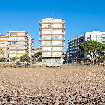 Hauzify I Apartament Llevant Santa Susanna Exteriör bild