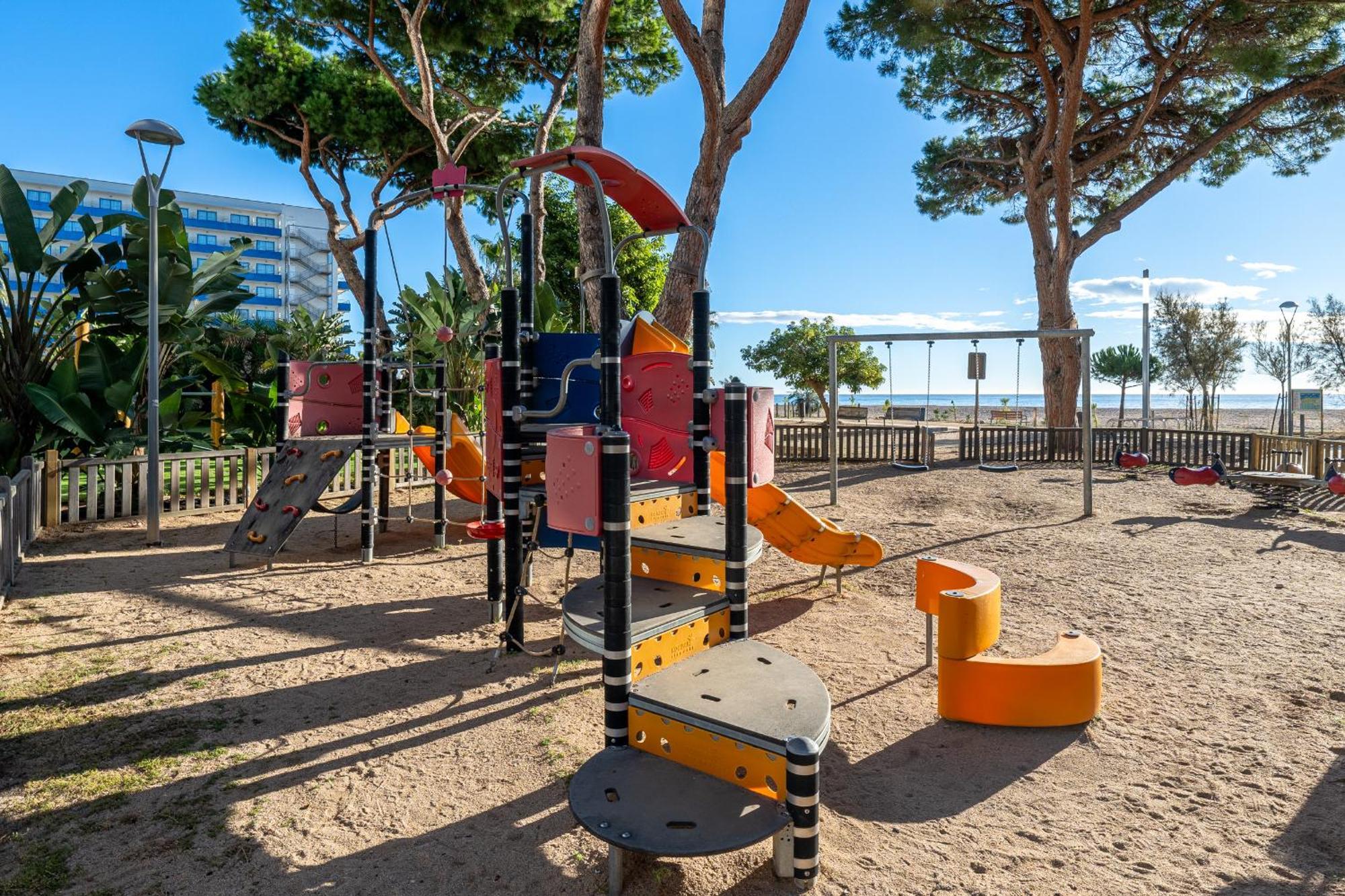 Hauzify I Apartament Llevant Santa Susanna Exteriör bild